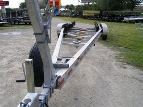 Magic tilt trailer components